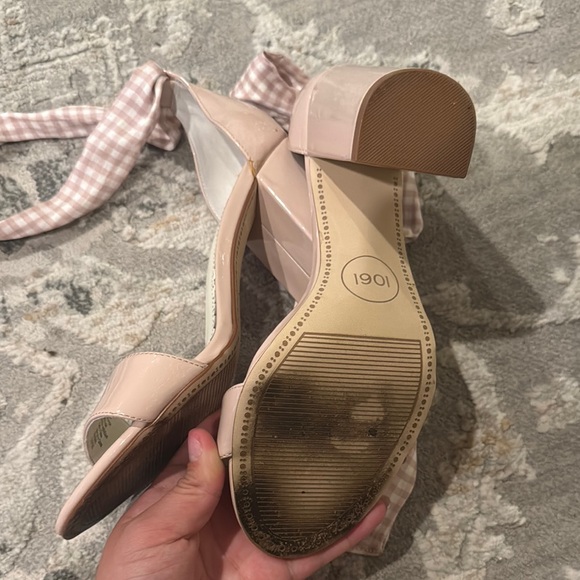 1901 Pink Gingham Women's Sandals - Picture 4 of 5